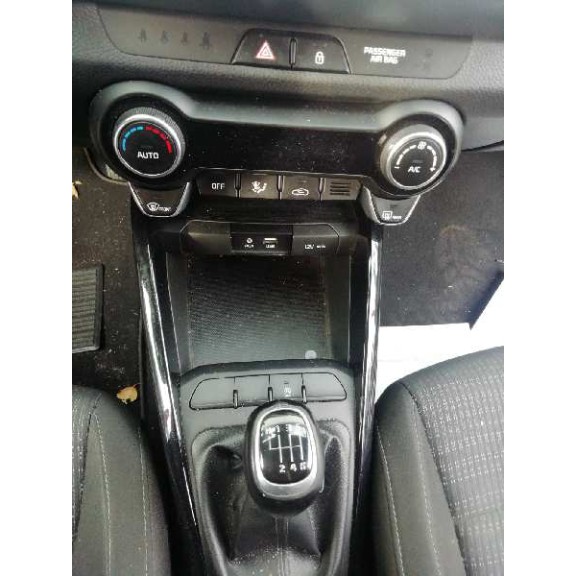 kia stonic (ybcuv) del año 2018