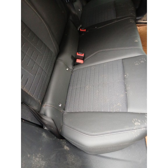 Recambio de juego asientos completo para peugeot 3008 iii hybrid motor hn09 referencia OEM IAM   