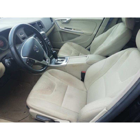 volvo v60 kombi del año 2011