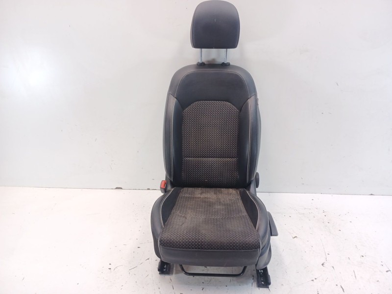 Recambio de asiento delantero izquierdo para kia xceed (cd) 1.6 gdi hybrid referencia OEM IAM   