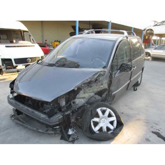 peugeot 807 del año 2012