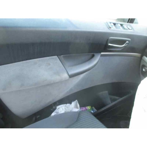 peugeot 807 del año 2012