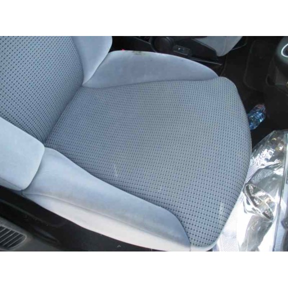 peugeot 807 del año 2012