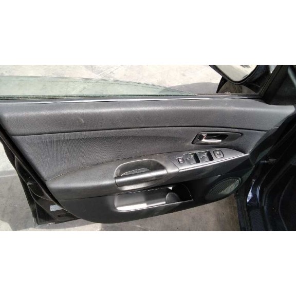 mazda 3 berlina (bk) del año 2004