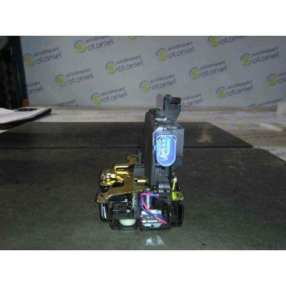 Recambio de cerradura puerta delantera derecha para seat ibiza (6l1) referencia OEM IAM  NUEVO 8 PINS AZUL