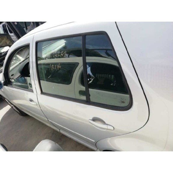 volkswagen golf iv berlina (1j1) del año 2000