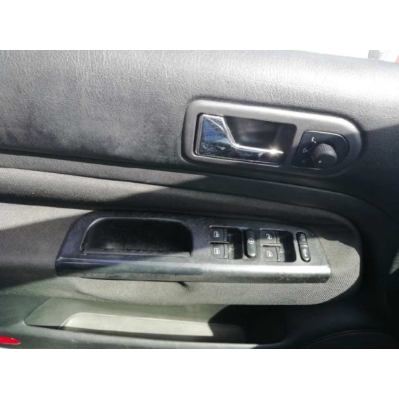 volkswagen golf iv berlina (1j1) del año 2000