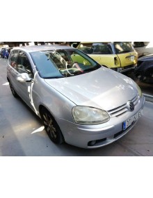 volkswagen golf v berlina (1k1) del año 2004 2