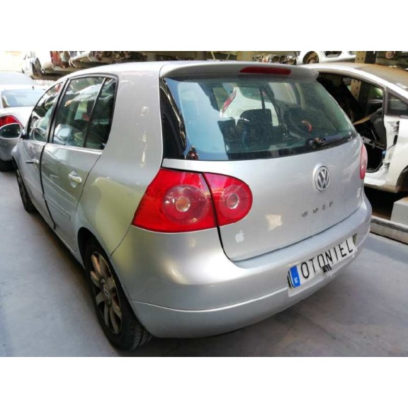 volkswagen golf v berlina (1k1) del año 2004