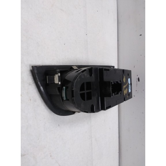 Recambio de mando elevalunas delantero izquierdo para bmw serie 3 berlina (e90) 320i referencia OEM IAM   