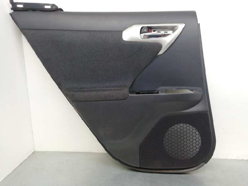 Recambio de guarnecido puerta trasera izquierda para lexus ct 200h referencia OEM IAM 67726X1B05  