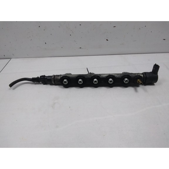 Recambio de rampa inyectora para renault scenic ii grand confort expression referencia OEM IAM 0445214062  