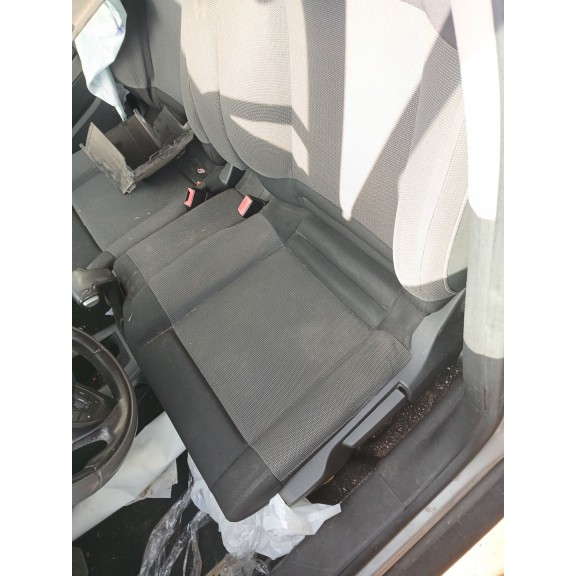 Recambio de asiento delantero izquierdo para citroën c4 cactus 1.6 hdi 90 referencia OEM IAM   