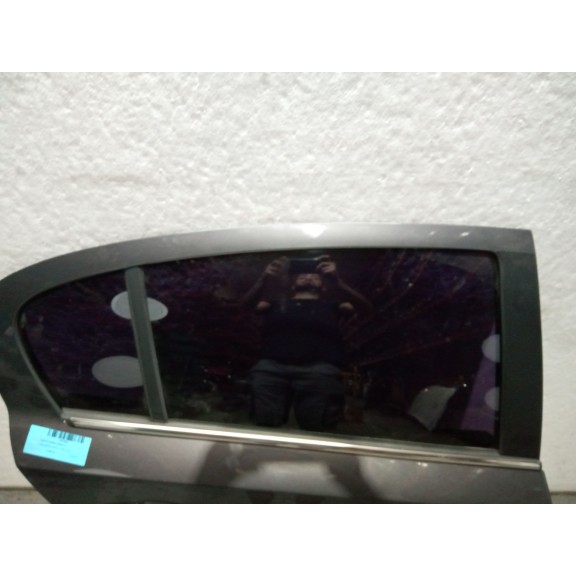 Recambio de puerta trasera derecha para opel astra h (a04) 1.7 cdti (l48) referencia OEM IAM 4PUERTAS  