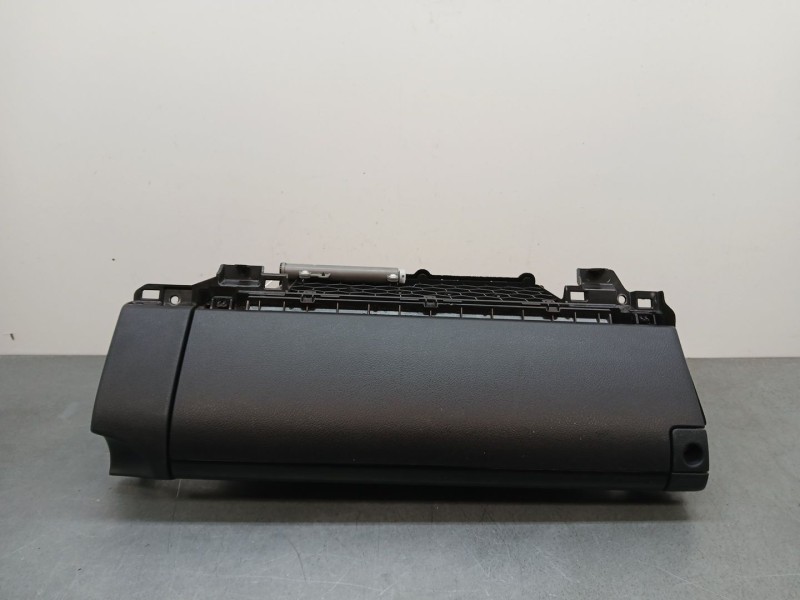 Recambio de guantera para lexus is iii (_e3_) 300h (ave30_) referencia OEM IAM 5551353030  