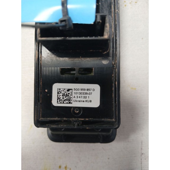 Recambio de mando elevalunas delantero izquierdo para seat ateca (kh7, khp) 1.0 tsi referencia OEM IAM 5g0959857d  