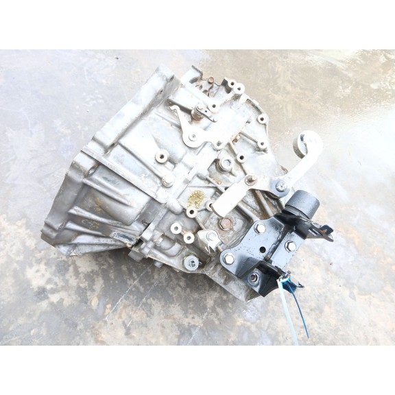 Recambio de caja cambios para toyota auris edition referencia OEM IAM  manual 6v 102.300KM