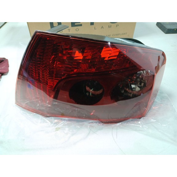 Recambio de piloto trasero derecho para peugeot 407 referencia OEM IAM 6351GC NUEVO 04-09