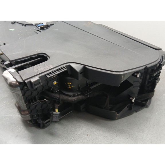 Recambio de apoyabrazos central para peugeot 3008 premium referencia OEM IAM   