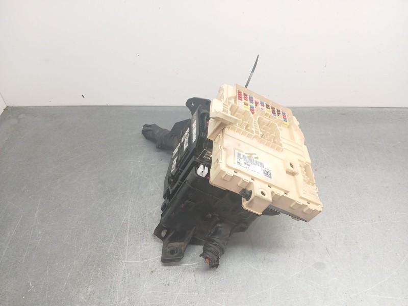 Recambio de caja reles / fusibles para kia xceed (cd) 1.6 gdi hybrid referencia OEM IAM 91200cr450 91950cr030 