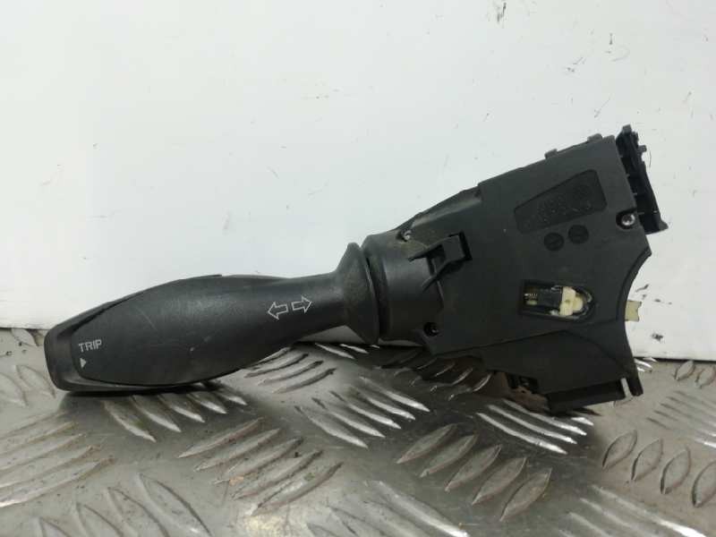 Recambio de mando luces para ford fiesta (cb1) titanium referencia OEM IAM 8A6T13335BC  INTERMITENTES