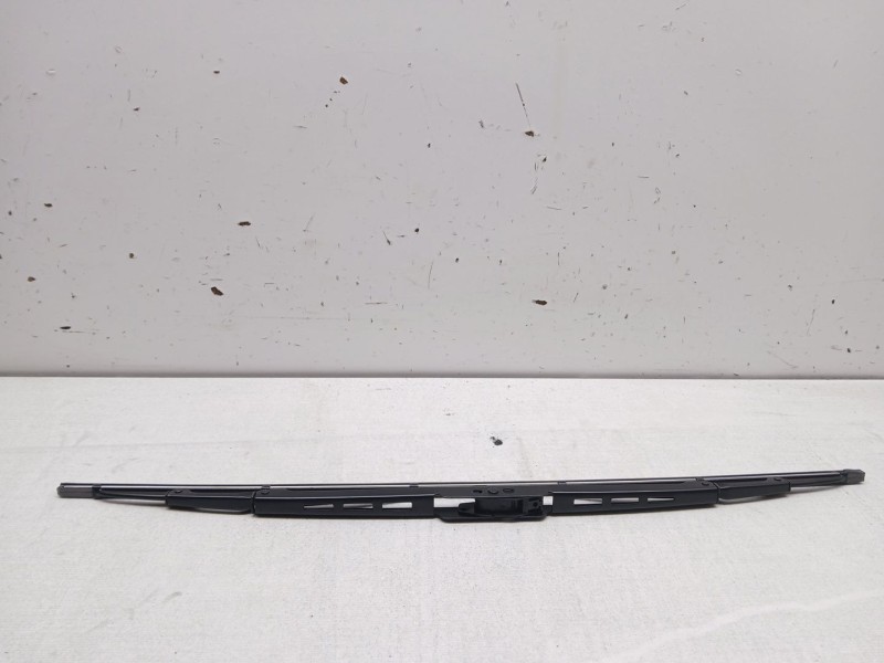 Recambio de escobilla limpia para peugeot 3008 referencia OEM IAM universal cgau1948  48 cm 19´´