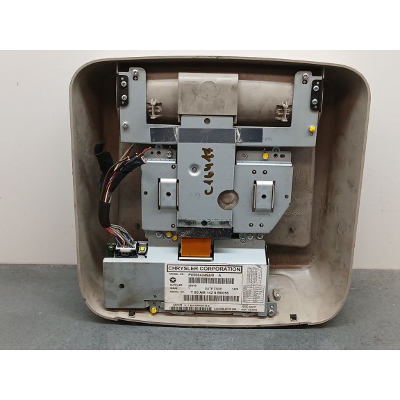 Recambio de sistema navegacion gps para jeep commander 3.0 crd cat referencia OEM IAM P05064249AB  