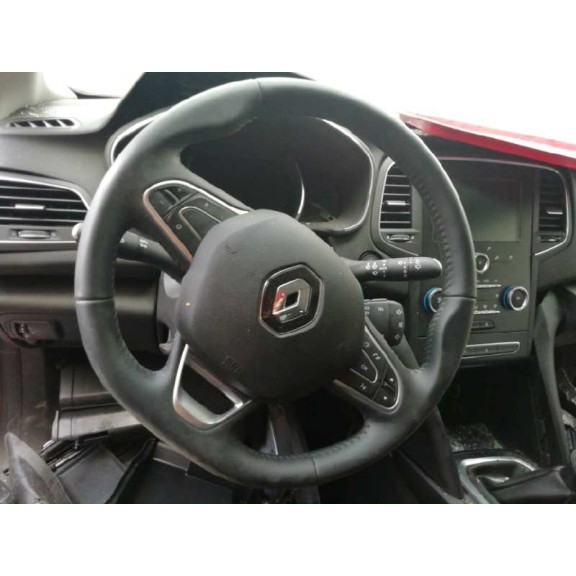 renault megane iv berlina 5p del año 2020