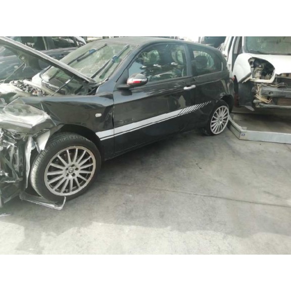 alfa romeo 147 (190) del año 2004