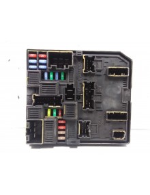 Recambio de caja reles / fusibles para renault megane iv sport tourer (k9a/m/n_) 1.3 tce 115 (k9n9) referencia OEM IAM 284B66727