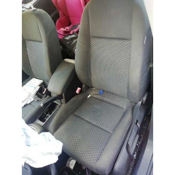 volkswagen golf vi (5k1) del año 2010