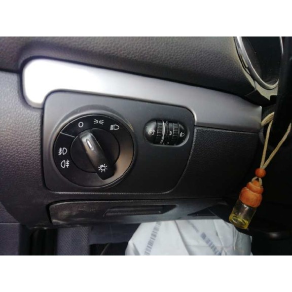 volkswagen golf vi (5k1) del año 2010