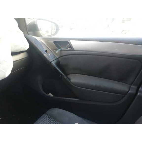 volkswagen golf vi (5k1) del año 2010