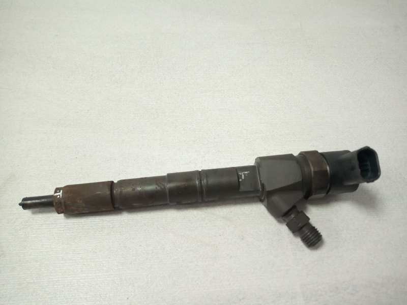 Recambio de inyector para opel insignia berlina 2.0 cdti referencia OEM IAM 0445110327  