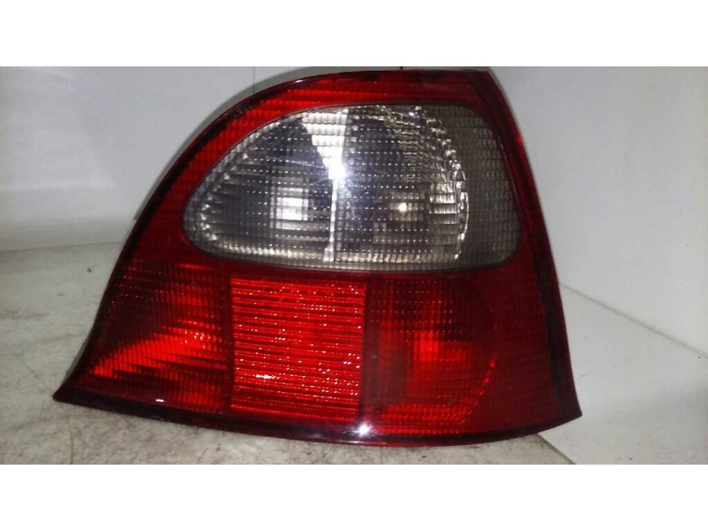 Recambio de piloto trasero derecho para mg serie 200 rf referencia OEM IAM   