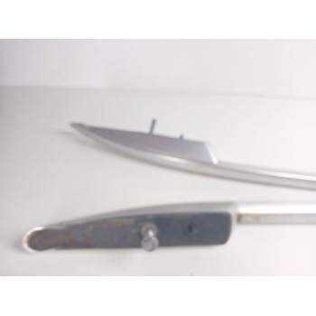 Recambio de barras techo para volkswagen touran (1t3) 1.6 tdi referencia OEM IAM 1t0860022b 1t0860021b 