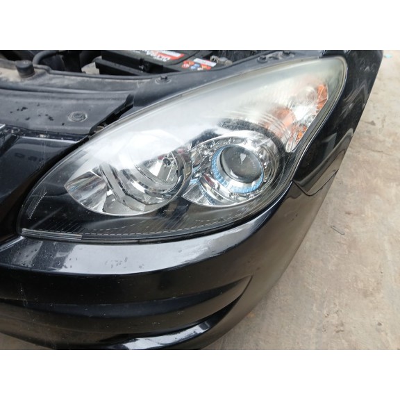 Recambio de faro izquierdo para hyundai i30 1.4 cat referencia OEM IAM   