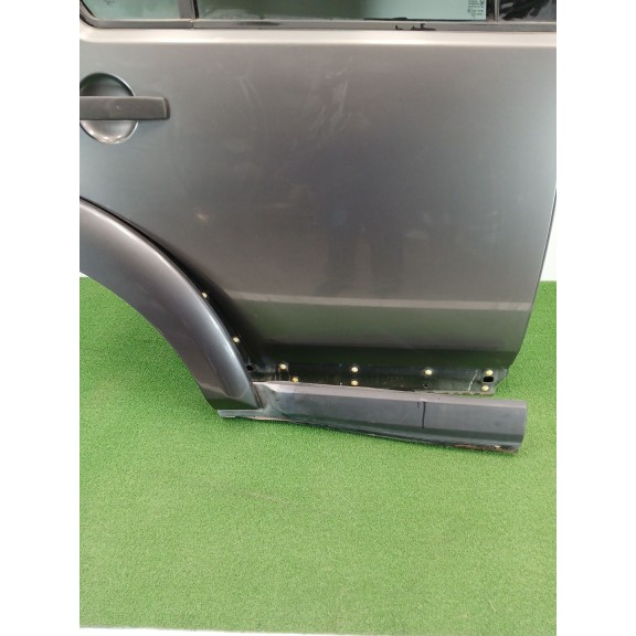 Recambio de puerta trasera derecha para land rover discovery 4.4 v8 cat referencia OEM IAM   