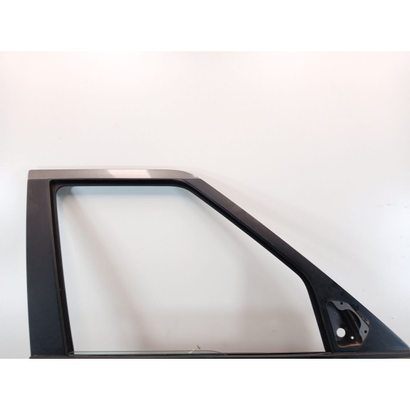 Recambio de puerta delantera derecha para land rover discovery 4.4 v8 cat referencia OEM IAM   