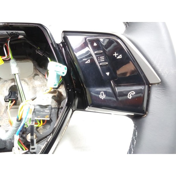 Recambio de volante para peugeot 3008 iii hybrid motor hn09 referencia OEM IAM 9858130280  