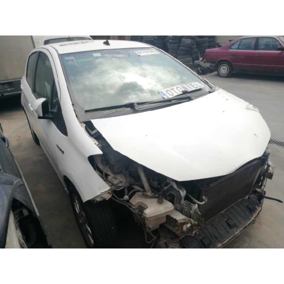 toyota yaris del año 2014