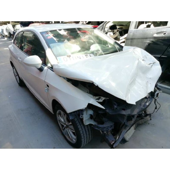 seat ibiza (6j5) del año 2008