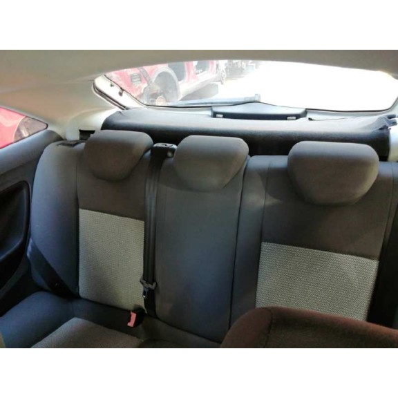 seat ibiza (6j5) del año 2008