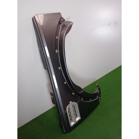 Recambio de aleta delantera derecha para land rover discovery 4.4 v8 cat referencia OEM IAM   