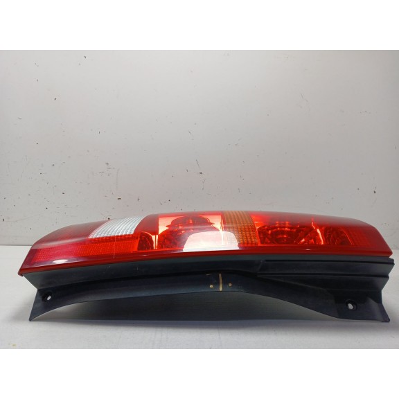 Recambio de piloto trasero izquierdo para land rover discovery 4.4 v8 cat referencia OEM IAM   