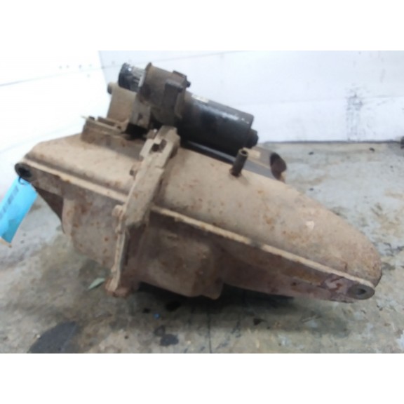 Recambio de diferencial trasero para land rover discovery 4.4 v8 cat referencia OEM IAM TVK500062  CAMBIO AUTOMATICO