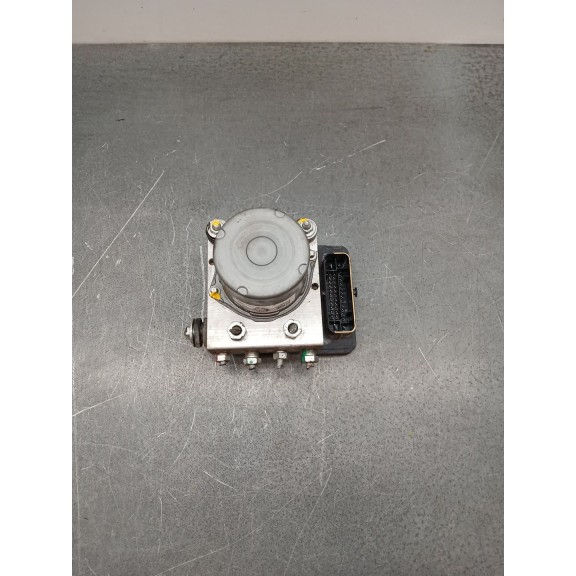 Recambio de abs para mg zs luxury referencia OEM IAM 11037575  