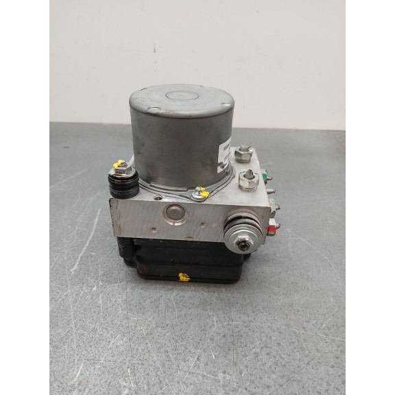 Recambio de abs para mg zs luxury referencia OEM IAM 11037575  