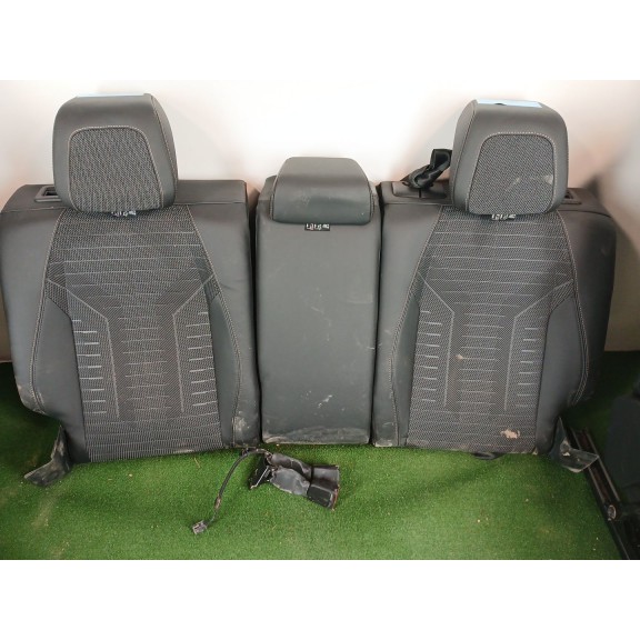 Recambio de juego asientos completo para peugeot 3008 iii hybrid motor hn09 referencia OEM IAM   