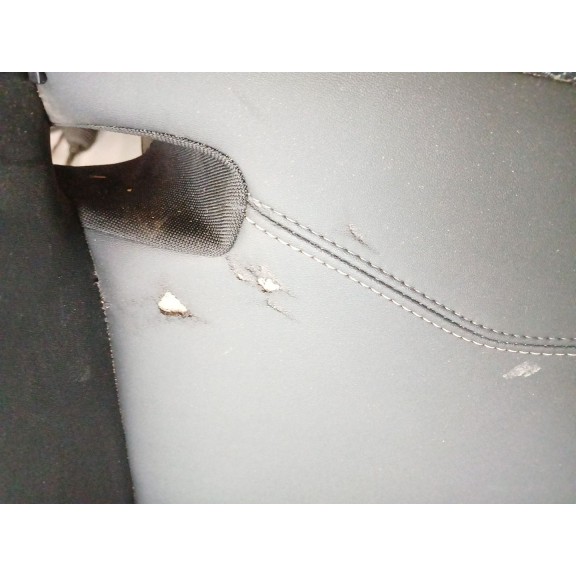 Recambio de juego asientos completo para peugeot 3008 iii hybrid motor hn09 referencia OEM IAM   